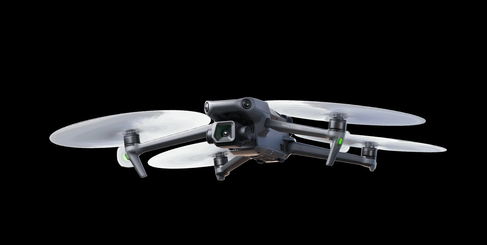 Dron Skynox DJI en operación sobre paisaje volcánico de Lanzarote